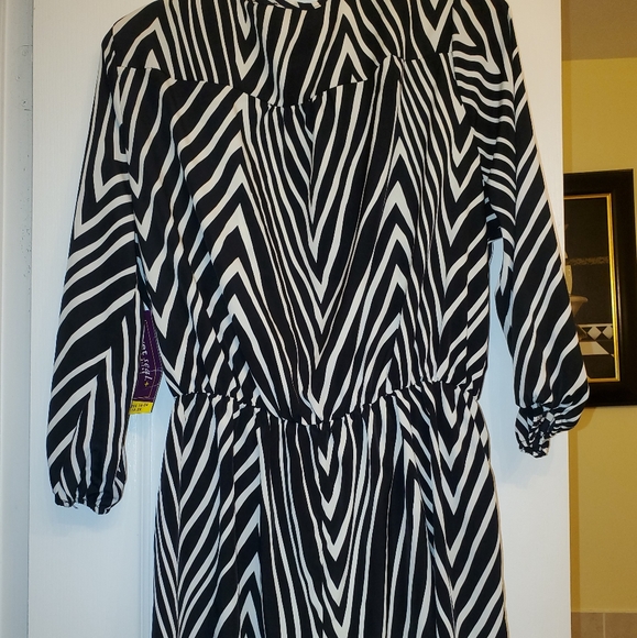 Plus size Zebra print romper, brand is Wet Seal - Picture 2 of 4